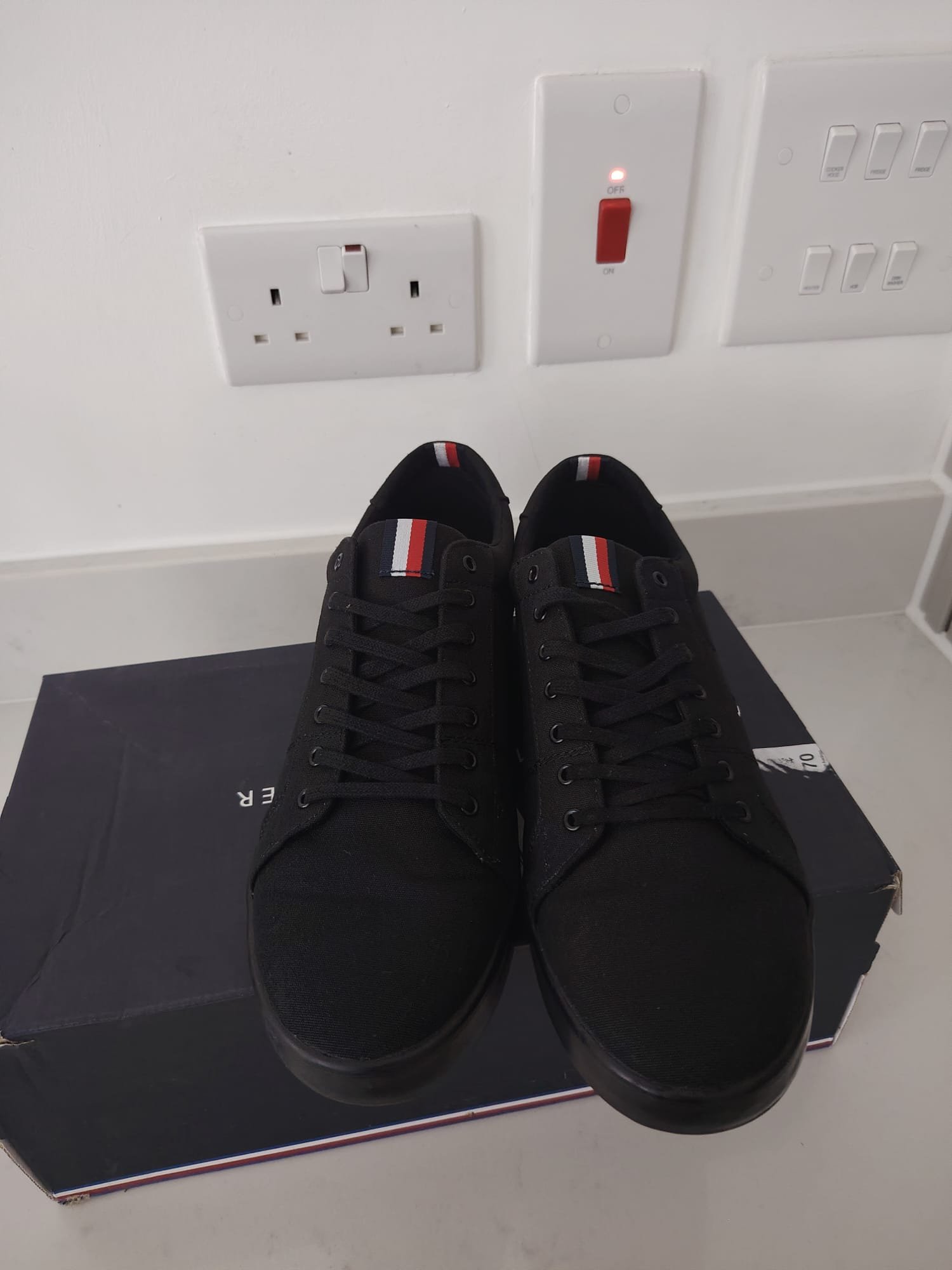 Tommy Hilfiger Harlow 1D Trainers — Black, EU 44 — original product photograph 1